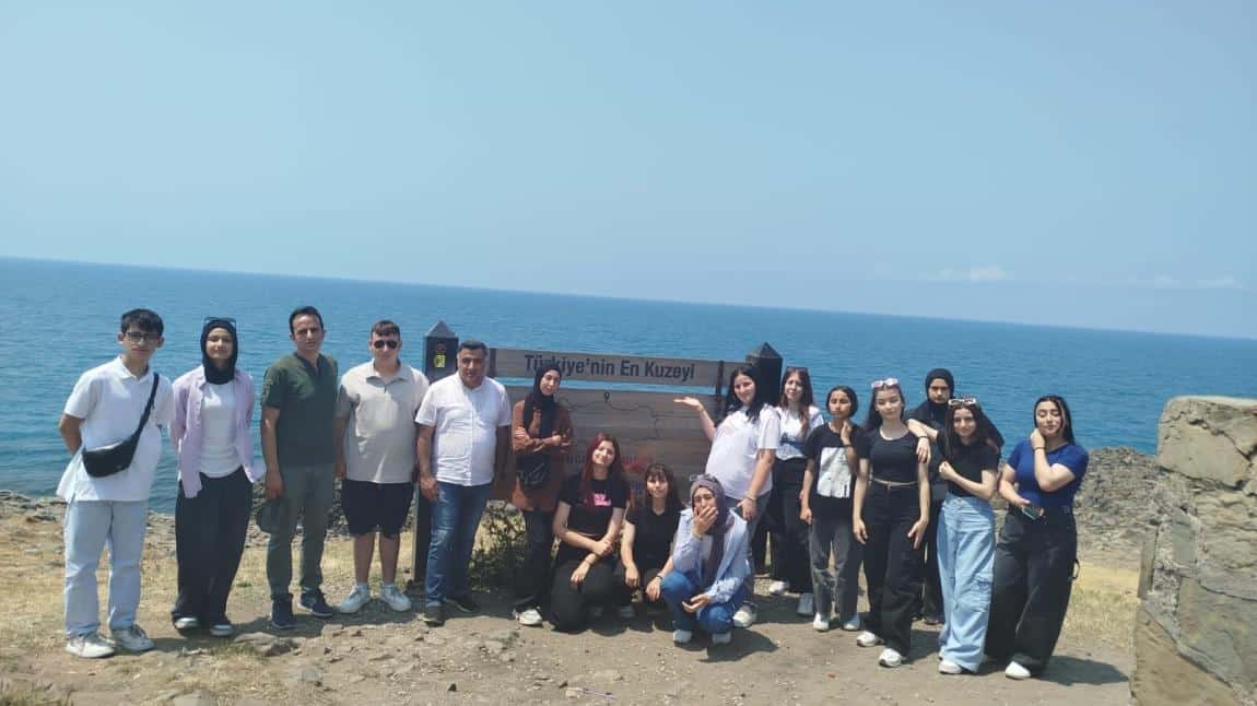 Okulumuz Öğrencilleri Sinop Üniversitesi ve Kültürel Yerler Gezisi
